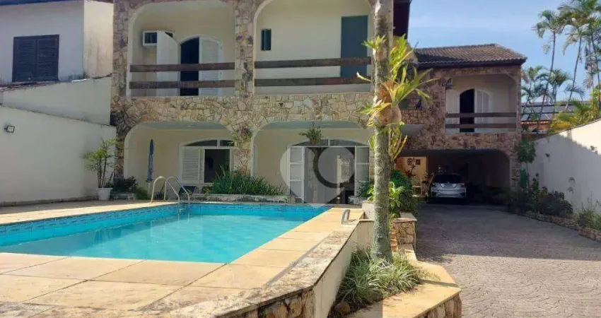 Casa com 4 quartos sendo 2 suítes à venda, com 461 m² por R$ 3.100.000 - Barra da Tijuca