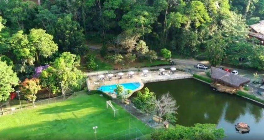 Terreno em condomínio fechado à venda na Rua Benjamim Galloti, --, Itaipava, Petrópolis