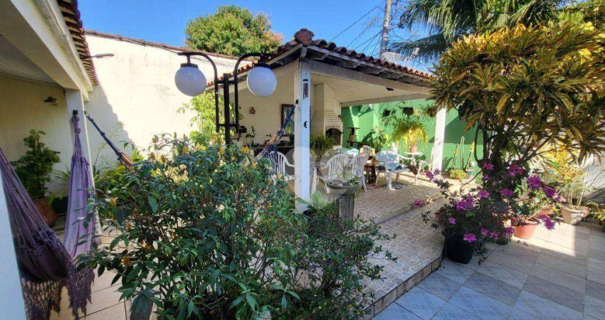 Casa à venda, 160 m² por R$ 930.000,00 - Vargem Pequena - Rio de Janeiro/RJ