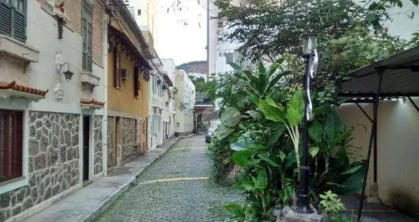 Casa com 2 dormitórios para alugar, 127 m² por R$ 3.898,40/mês - Botafogo - Rio de Janeiro/RJ