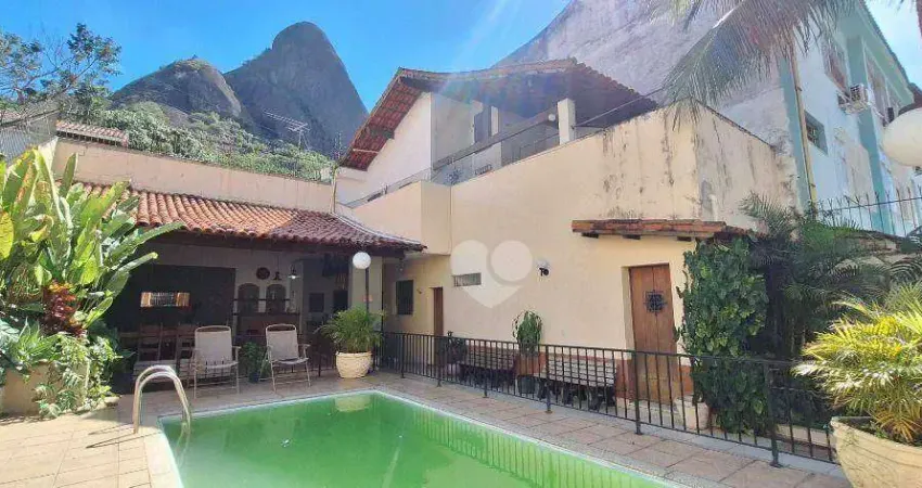 Casa com 6 dormitórios à venda, 574 m² por R$ 1.850.000,00 - Grajaú - Rio de Janeiro/RJ