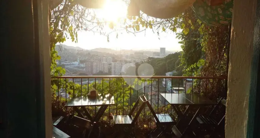 Casa comercial à venda na Rua Aarão Reis, --, Santa Teresa, Rio de Janeiro