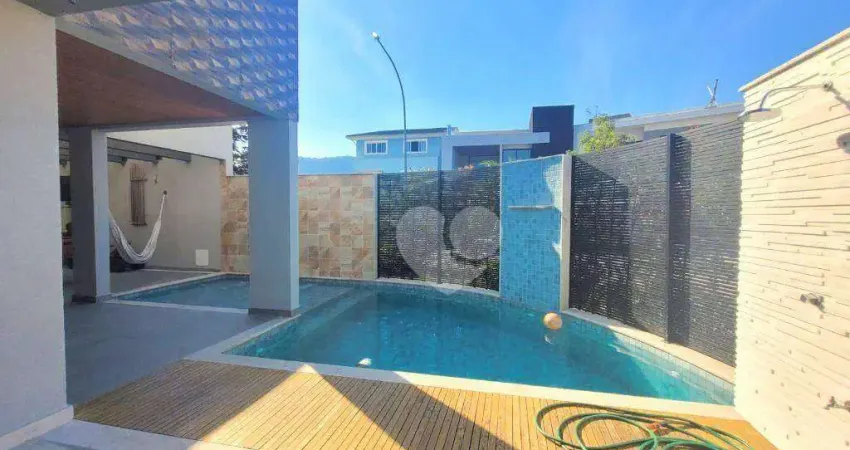Casa 5 quartos, 318 m², por R$ 2.400.000- Rua Desembargador Wellington Jones Paiva - Vargem Pequena