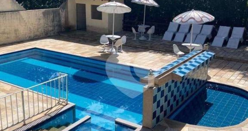 Casa com 5 quartos à venda, 135 m² por R$ 690.000 - Iucas - Teresópolis/RJ