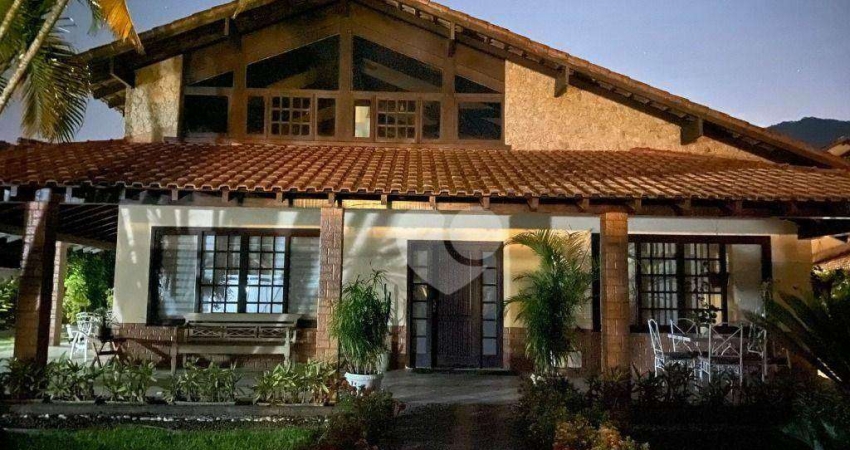 Casa com 5 dormitórios à venda, 722 m² por R$ 2.200.000,00 - Vargem Grande - Rio de Janeiro/RJ