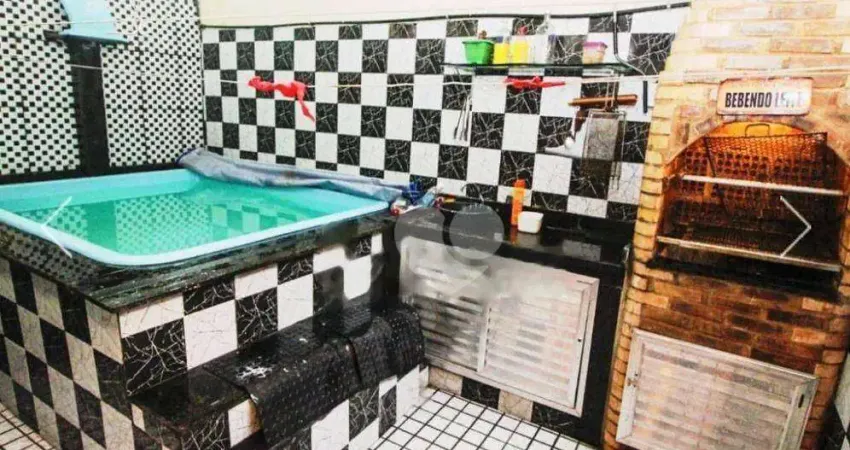 Apartamento tipo casa, térreo, com 2 quartos, piscina, churrasqueira, à venda, 57 m² por R$ 390.000 - Grajaú - Rio de Janeiro/RJ