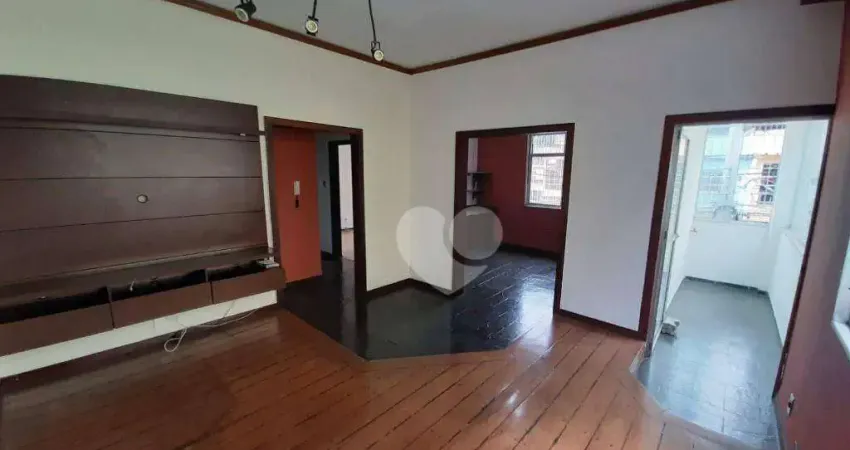 Apartamento duplex com 03 quartos, suite, área de serviço, terraço, em frente ao Norte Shopping.