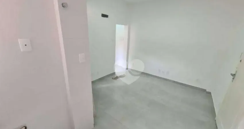 Apartamento reformado à venda por R$ 380.000 - Flamengo - Rio de Janeiro/RJ
