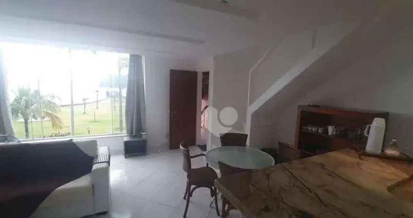 Apartamento Duplex com 3 Quartos à venda, 119 m² por R$ 476/mês - Bracuí (Cunhambebe) - Angra dos Reis/RJ