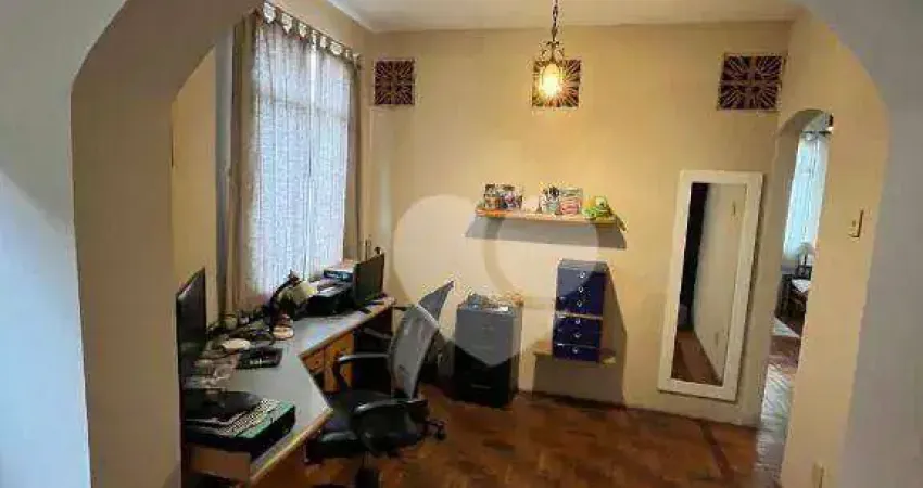Casa triplex, 4 quartos, 1 suíte, 2 vagas, Méier, RJ