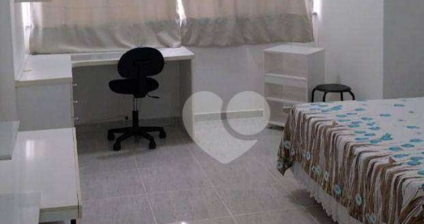 Bairro de Fátima vende 1 quarto, 1 banheiro, no valor R$259.000,00/ Rio de Janeiro