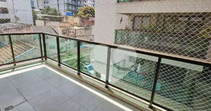Dueto com 3 dormitórios Suíte Lavabo Varandão e vaga marcada