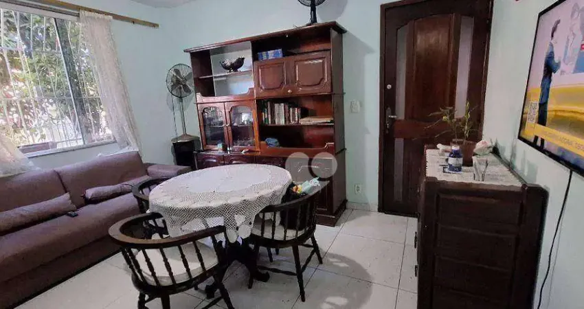 Apartamento térreo á venda, sala, 3 quartos, cozinha, 2 banheiros, área de serviço. garagem. R$370.000,00- Vila Isab