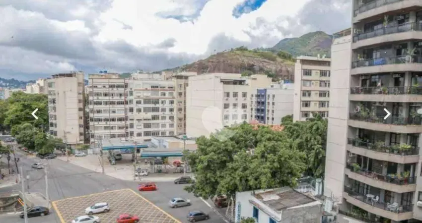 Lopes Enjoy vende apartamento na Tijuca, 2 quartos sendo 1 suite recentemente reformado 67m2.