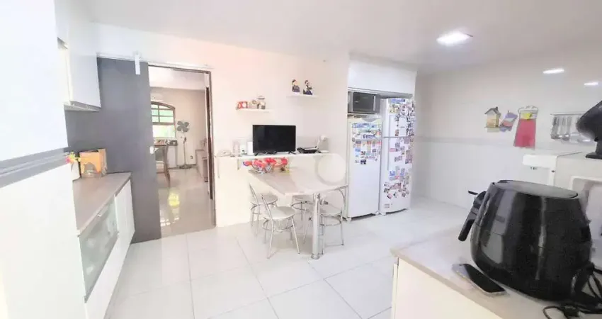 Casa com 3 quartos à venda, 354 m² por r$ 890.000 - freguesia de jacarepaguá - rio de janeiro/rj