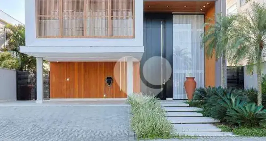 Alphaville ,Casa Alto Padrão, 5 suítes à venda, 596 m² por R$ 11.000.000 - Barra da Tijuca - Rio de Janeiro/RJ