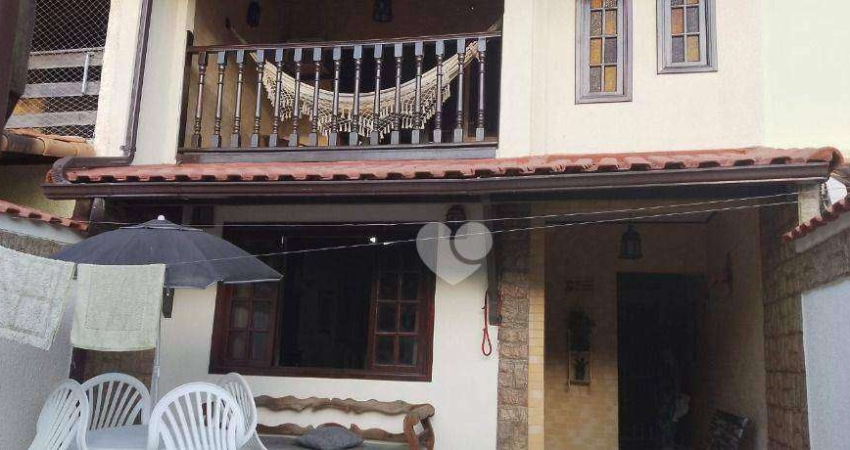 Lopes Enjoy vende casa na Freguesia , 3 quartos sendo 1 suite, 2 vagas, 164m2, valor R$ 650.000,00