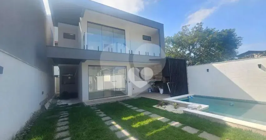 Casa com 4 quartos para alugar, 290 m² por R$ 9.210/mês - Vargem Pequena - Rio de Janeiro/RJ