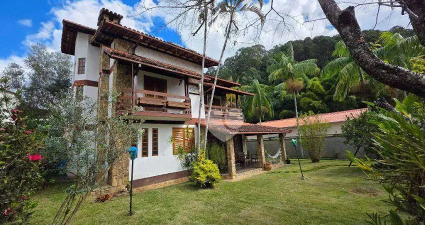 Casa com 4 quartos à venda, 375 m² por R$ 1.850.000 - Olaria - Nova Friburgo/RJ