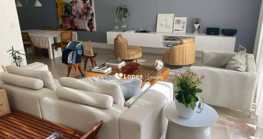 Cobertura duplex no jardim oceânico, próxima à praça do pomar