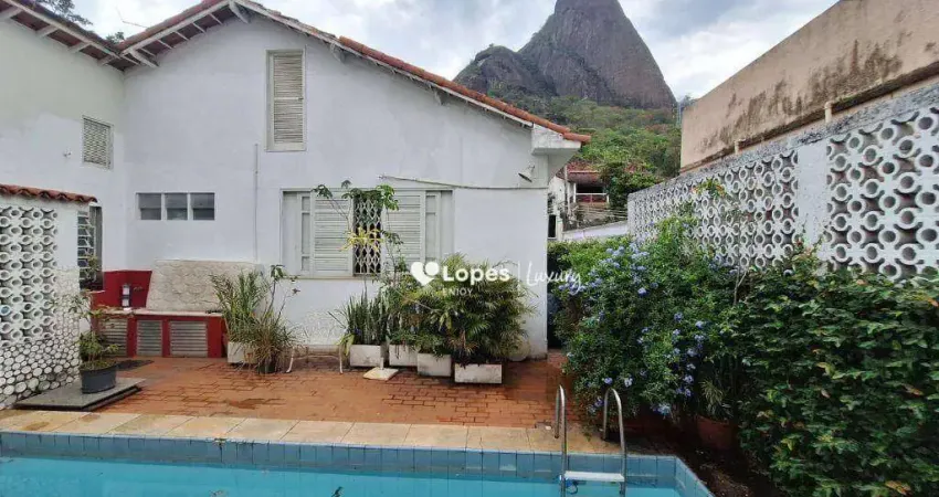 Grajaú, melhor localização do bairro, condomínio fechado com guarita, casa linear 4qts, piscina, 4 vagas, $1.300.000,00 grajaú - rj