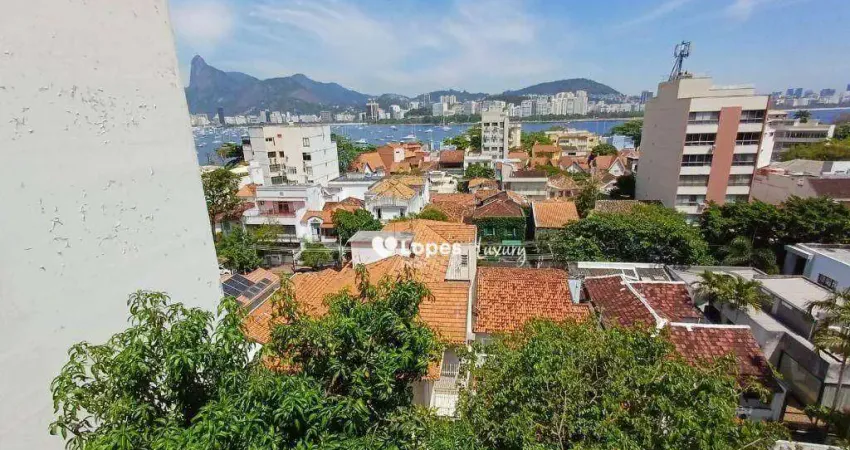 Casa na urca exclusiva à venda na urca – charme, vista e sofisticação carioca! mil possibilidades - r$2.980.000,00 - urca- rj