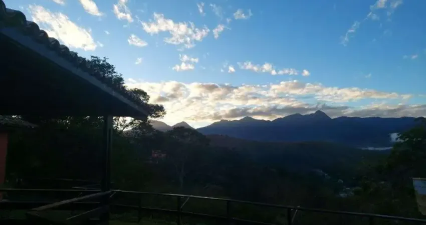 Casa à venda, 212 m² por r$ 1.600.000,00 - itaipava - petrópolis/rj