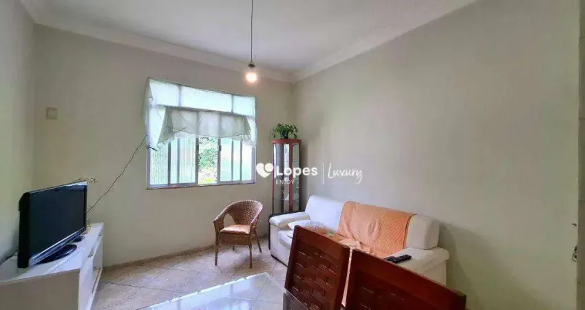 Apartamento à venda na Borda do Mato, 2 Quartos, 60 m² por R$ 270.000 - Grajaú - RJ