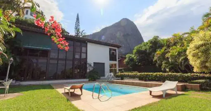Casa com 5 quartos à venda, 563 m² por R$ 3.300.000 - Joá - Rio de Janeiro/RJ