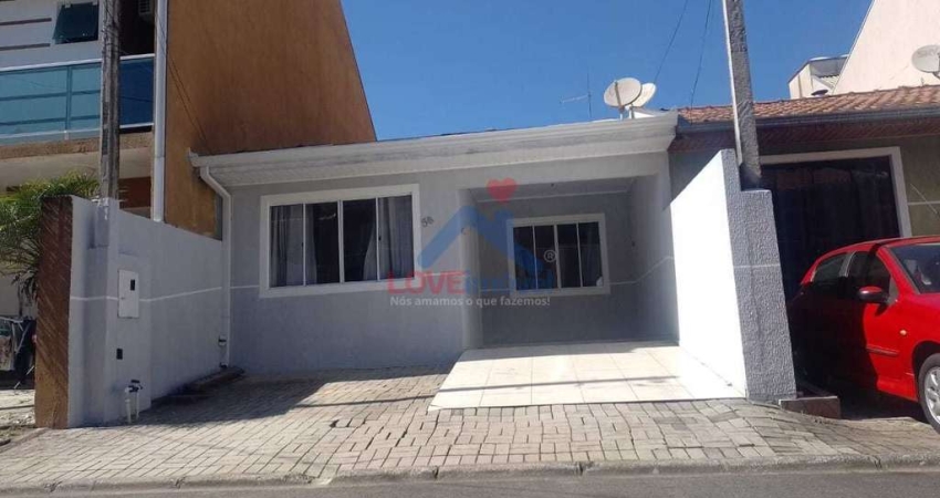 Casa com 2 quartos à venda na Rua Dilermando Pereira de Almeida, 255, Pinheirinho, Curitiba