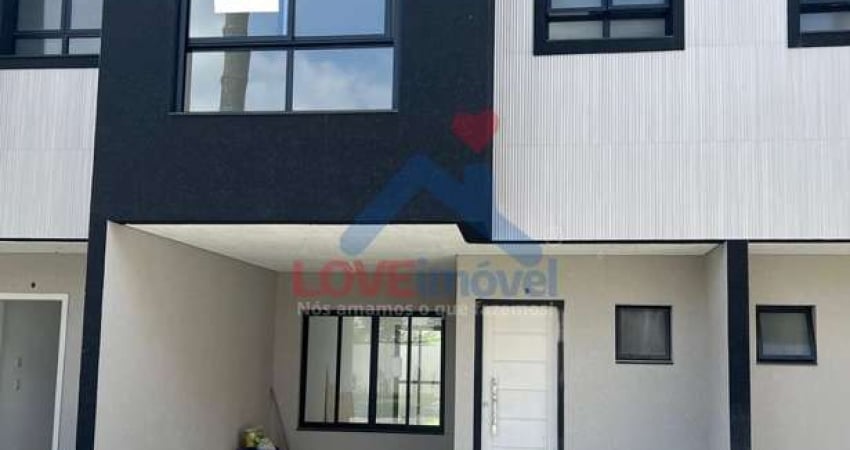Sobrado à venda no bairro Cajuru - Curitiba/PR