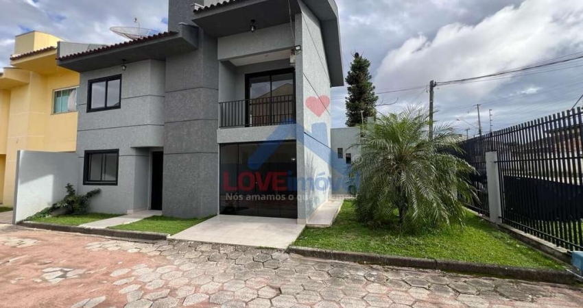 Sobrado à venda no bairro Pioneiros - Fazenda Rio Grande/PR