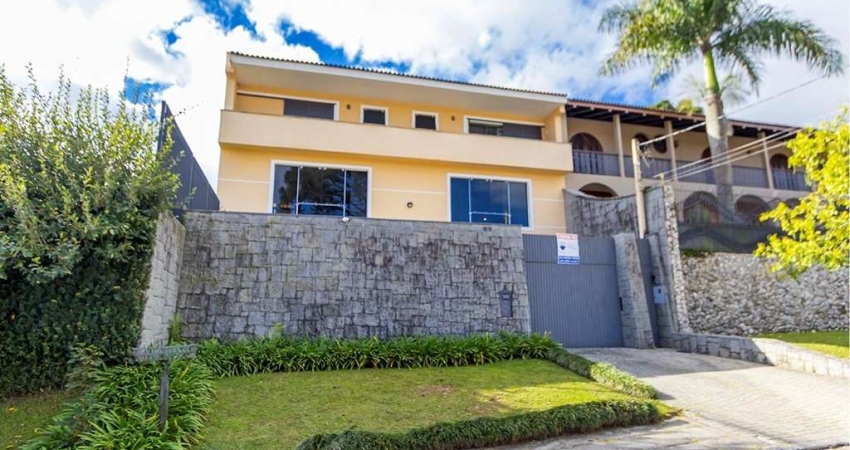 Casa com 4 quartos à venda na Rua Benjamin Zilli, 686, Ahú, Curitiba