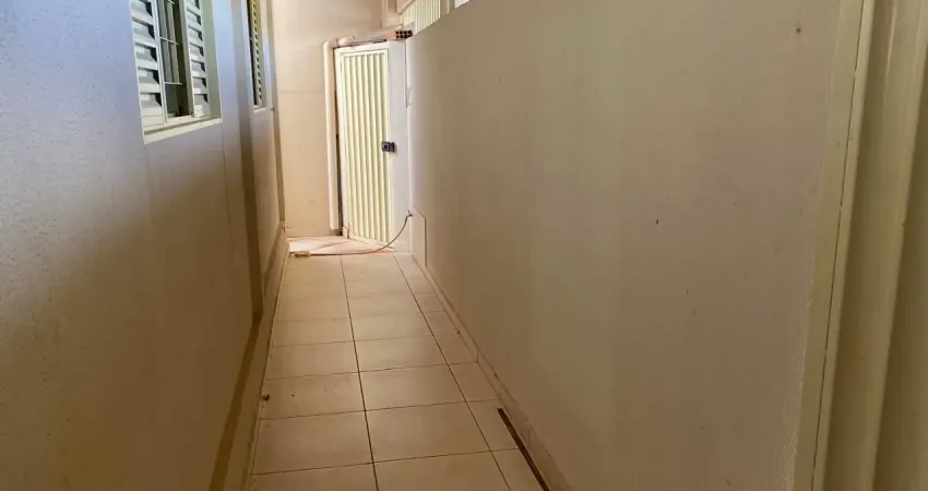 Linda casa 3/4 suite, armarios, churrasqueira, roosevelt,  uberlandia