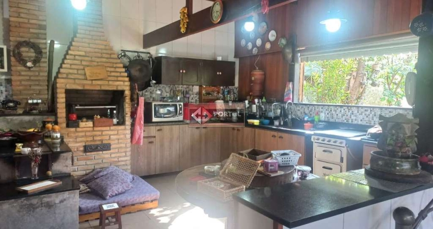 Casa com 4 quartos à venda na Vila Cloris, Belo Horizonte 