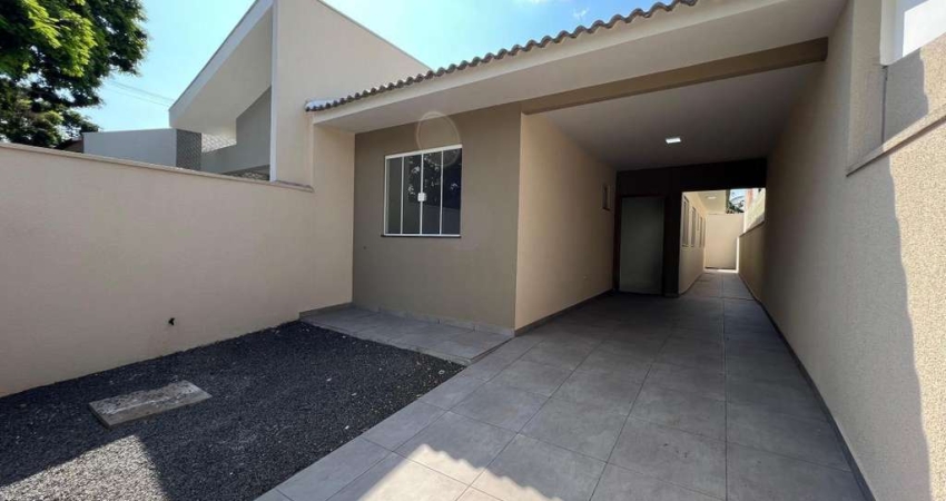 Casa para Venda em Maringá, Parque Residencial Aeroporto, 3 dormitórios, 1 suíte, 2 banheiros, 2 vagas