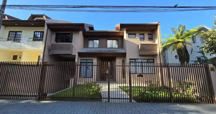 Sobrado para Venda em Curitiba, São Lourenço, 4 dormitórios, 3 suítes, 4 banheiros, 8 vagas