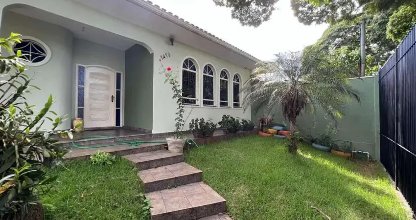Casa com 3 quartos à venda na Rua Carlos Chagas, 1470, Zona 05, Maringá
