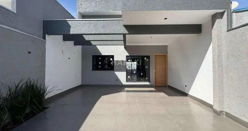 Casa com 3 quartos à venda na Rua Pioneiro Toshinori Tsukada, 1005, Parque das Laranjeiras, Maringá