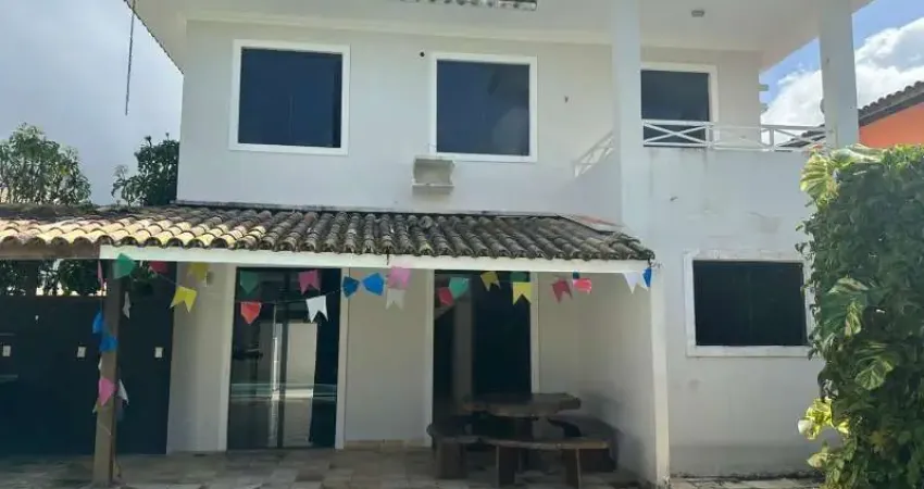 Casa Duplex à Venda - 3 Quartos, suite e varanda - Buraquinho, Lauro de Freitas