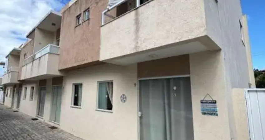 Casa Mobiliada para Aluguel em Ipitanga 3 Quartos, Suíte e Varanda