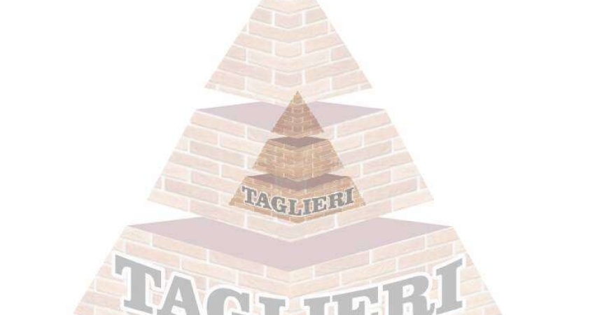 Casa térrea Tatuapé 2 DORMS, sala cozinha, 8 vagas, quintal 540 MTS