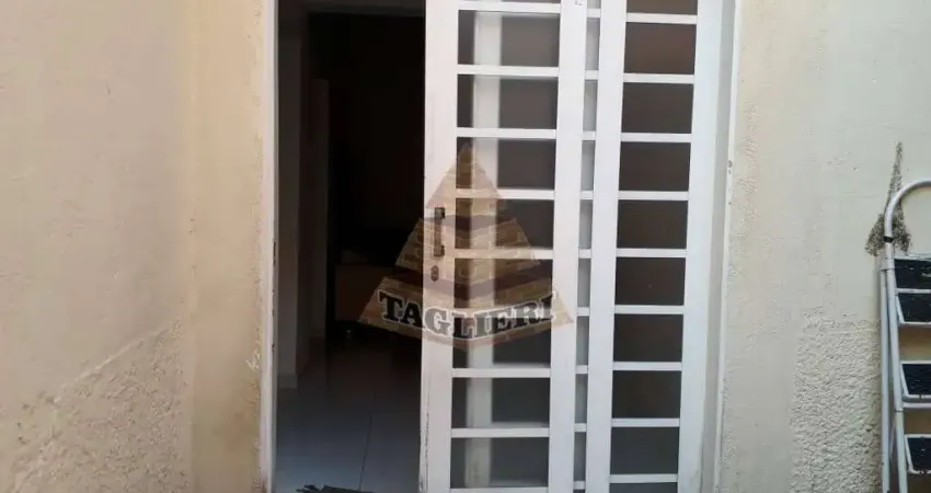 CASA C/ TERRENO 7X28 MTS. 02 DORMITORIOS - PARI - Canindé