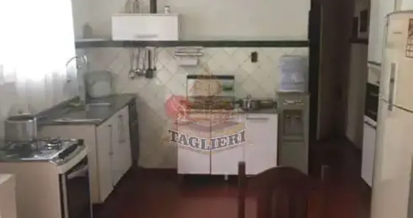 Casa Tatuapé - ACEITA PERMUTA. Próximo a Rua Azevedo Soares
