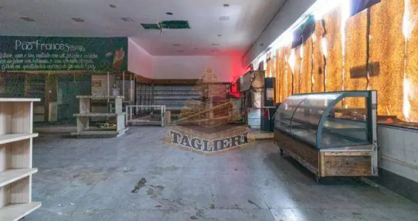 Salão Comercial com 250m- 05 vagas