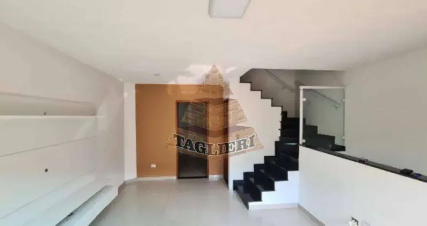 Aluga-se excelente sobrado em condomínio fechado! rua tranquila.