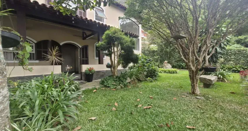 Casa com 4 quartos à venda no Retiro, Petrópolis