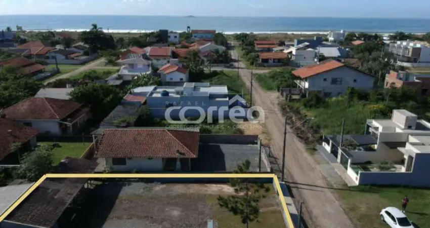 Casa à venda na Rua Itaiopolis, Salinas, Balneário Barra do Sul