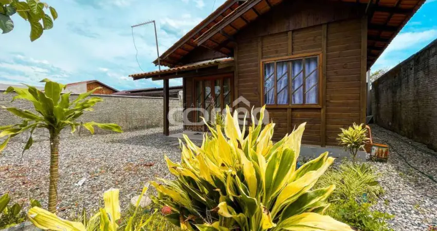Casa com 3 quartos à venda na Rua Vicente de Carvalho, 192, Centro, Balneário Barra do Sul