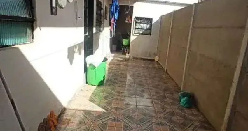 Casa com 3 quartos à venda no Centro, Jandira 